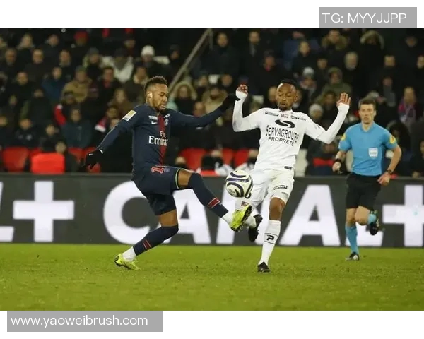 巴黎对甘冈精彩录播回顾赛场瞬间与战术分析全解析