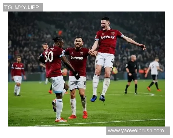 富勒姆主场迎战卢顿期待精彩对决与进攻火力的较量