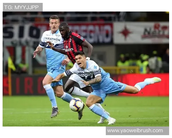 巴塞罗那与尤文图斯精彩对决录像詹俊解说回顾分析