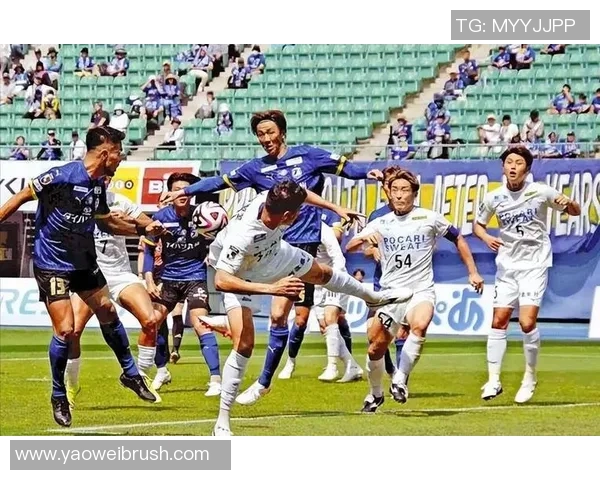 爱媛队与德岛漩涡的激烈对决展现足球魅力与团队精神的巅峰较量