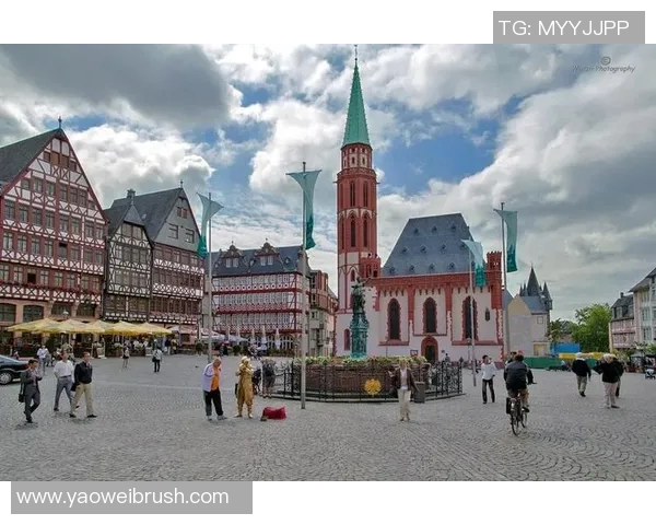 科隆经济与科尔多瓦发展对比分析探讨两地未来潜力与挑战