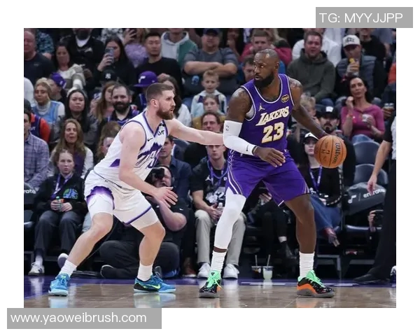 2010年湖人队与爵士队第二场激战回顾与精彩瞬间分析