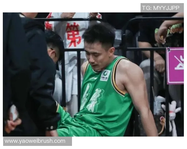 赵继伟带领辽宁男篮再创辉煌赛季表现引发球迷热议与期待 赵继伟带领辽宁男篮再创辉煌赛季表现引发球迷热议与期待