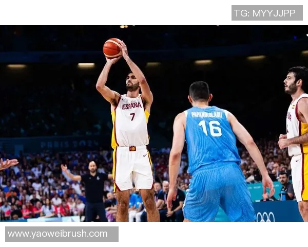08西班牙男篮与希腊男篮激战回顾精彩瞬间与战术分析