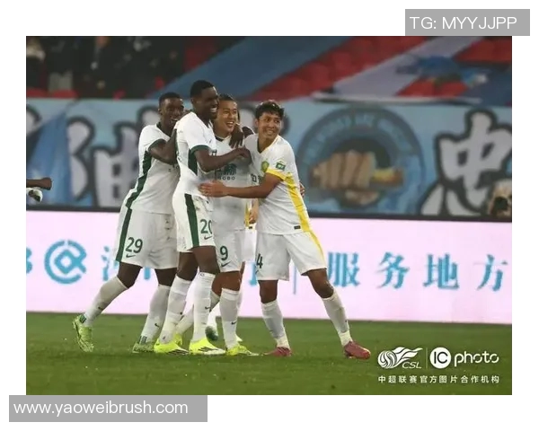 因戈尔施与德累斯顿激战正酣球迷期待精彩对决与精彩进球 因戈尔施与德累斯顿激战正酣球迷期待精彩对决与精彩进球