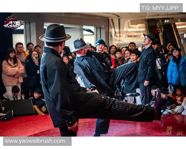 成都街舞队在世界攀岩锦标赛中的技术表现分析与点评MBA 成都街舞队在世界攀岩锦标赛中的技术表现分析与点评MBA