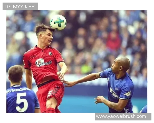 沙尔克04主场迎战弗赖堡期待精彩对决与球队新战术的碰撞 沙尔克04主场迎战弗赖堡期待精彩对决与球队新战术的碰撞