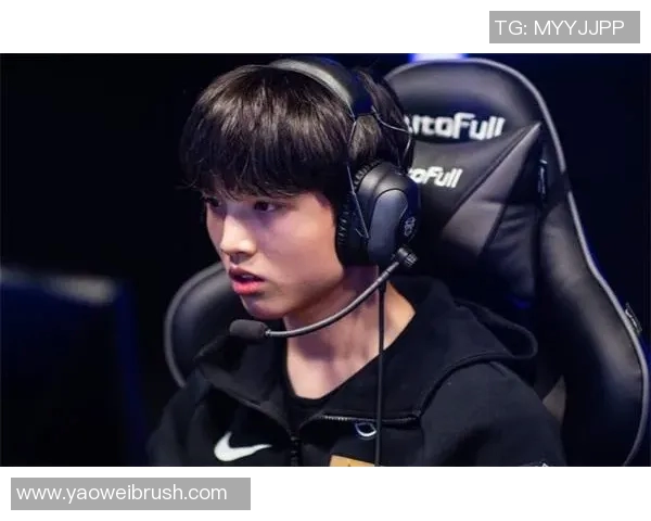 对话周军：回顾英雄联盟职业生涯的辉煌与挑战