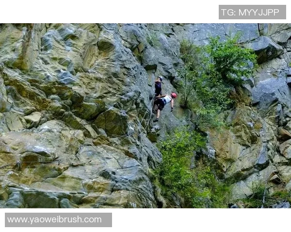 极限运动探秘：深入成都极限运动队的耐力训练与挑战之旅